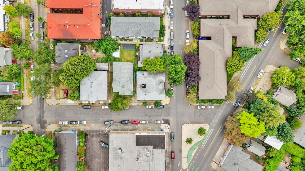 607 NE Randall Ave, Portland, OR for sale - Primary Photo - Image 1 of 14