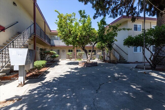 Plus de détails pour 2041 Beatrice Ct, San Jose, CA - Multi-résidentiel à vendre