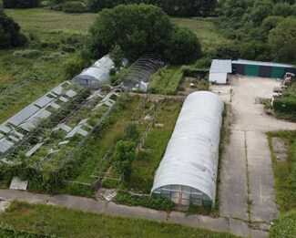 Plus de détails pour 10 North Town Moor, Maidenhead - Commerce de détail à louer