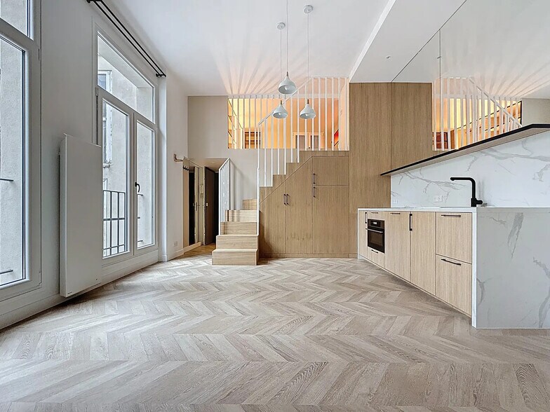 Immeuble residentiel dans Paris à vendre - Photo intérieure - Image 1 de 29