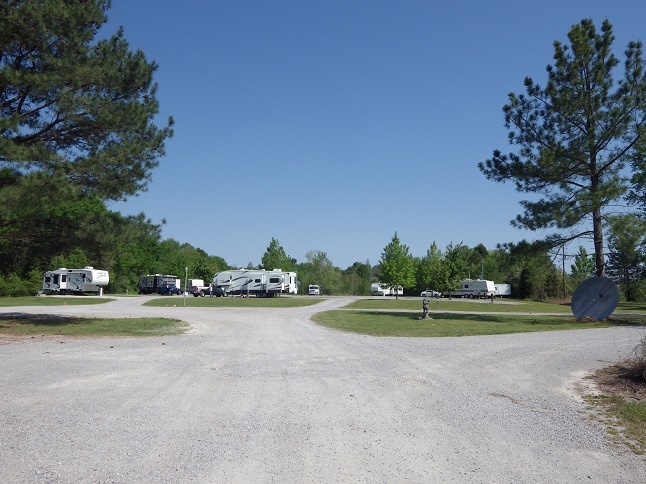 82 Plymouth Rd, Columbus, MS for sale - Building Photo - Image 1 of 1