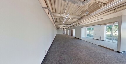 5501 Headquarters Dr, Plano, TX for lease Interior Photo- Image 2 of 5