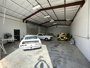 8265 FM 1488 Rd, Magnolia, TX for lease Interior Photo- Image 1 of 2