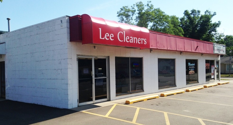 1404 W Mount Hope Ave, Lansing, MI for sale - Building Photo - Image 2 of 4