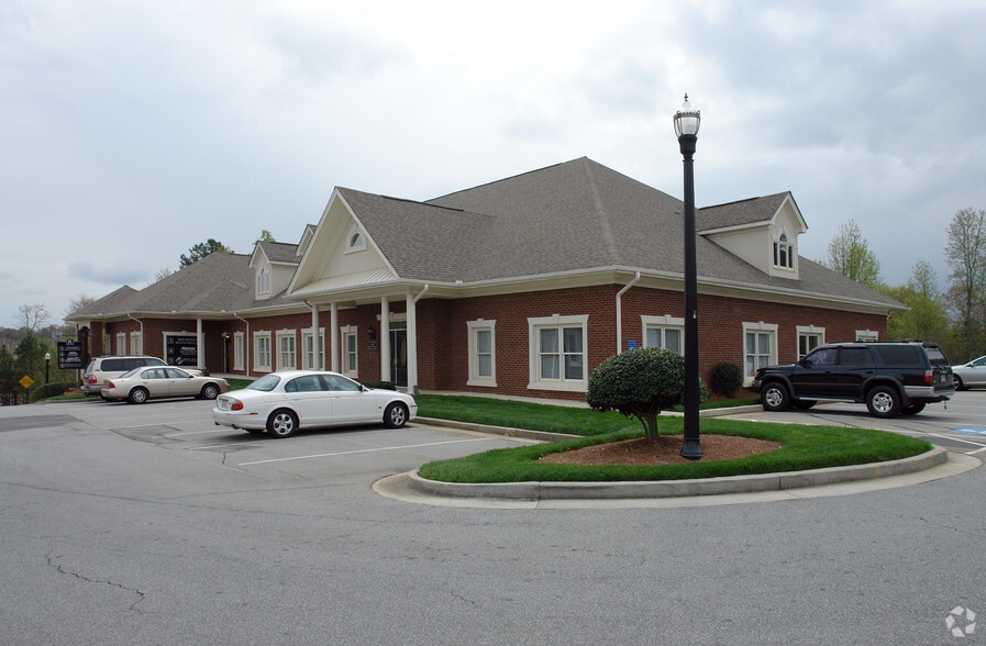 1400 Buford Hwy, Buford, GA for lease - Primary Photo - Image 1 of 7