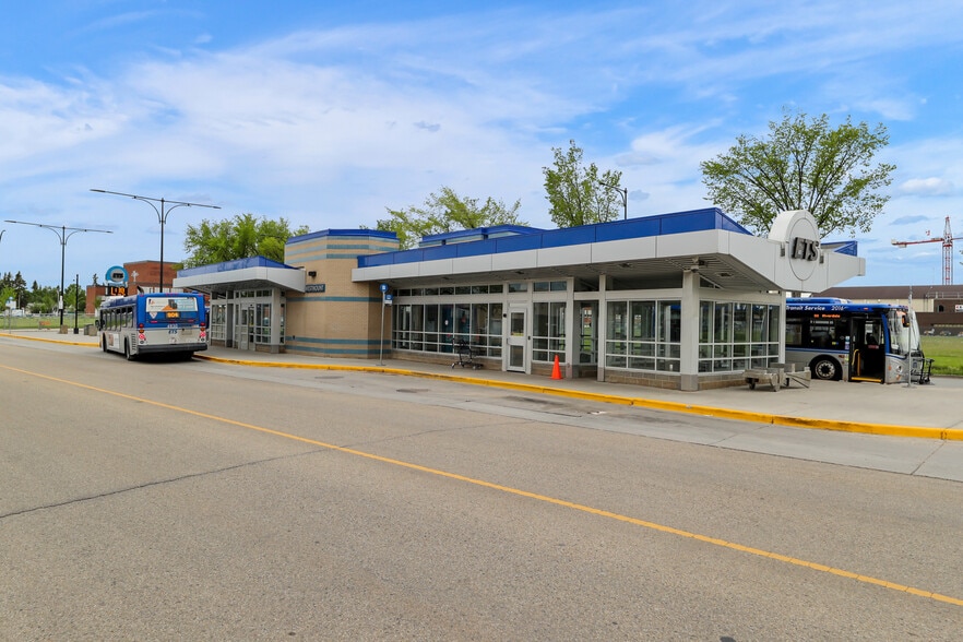Groat Rd & 111 Av NW, Edmonton, AB for lease - Building Photo - Image 3 of 43