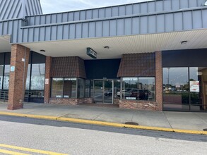 3899-4277 Branch Ave, Temple Hills, MD for lease Building Photo- Image 1 of 4