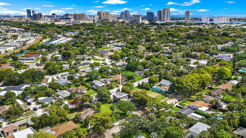 940 Charles St, West Palm Beach, FL à vendre - Photo du bâtiment - Image 2 de 27