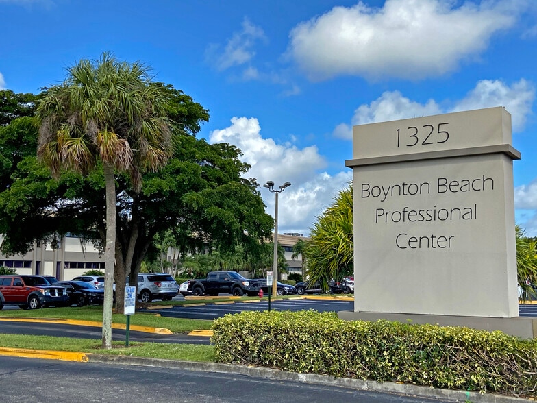 1325 S Congress Ave, Boynton Beach, FL for lease - Building Photo - Image 3 of 14