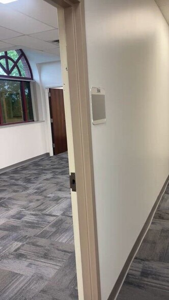 9500 Brooktree Rd, Wexford, PA à louer - Vidéo sur l’inscription commerciale - Image 2 de 13