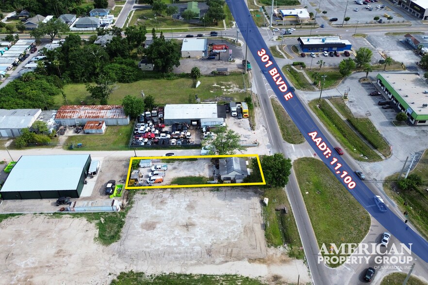 5011 15th St E, Bradenton, FL à vendre - Photo du bâtiment - Image 2 de 14