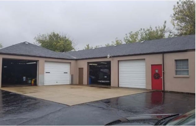 528 N Milwaukee Ave, Wheeling, IL for lease - Building Photo - Image 3 of 10