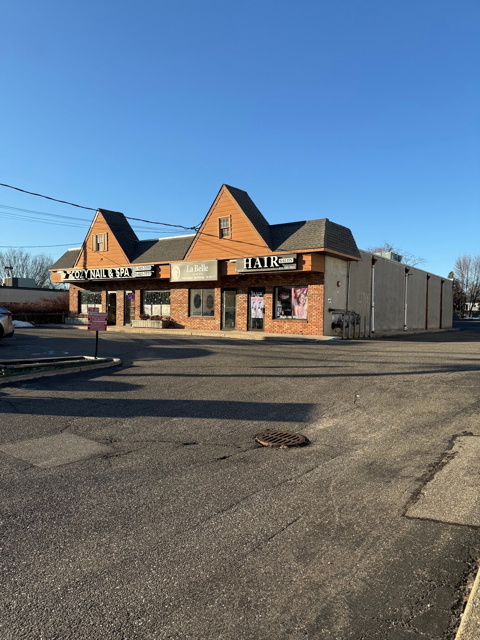 3021-3023 Jericho Tpke, East Northport, NY for sale Primary Photo- Image 1 of 35