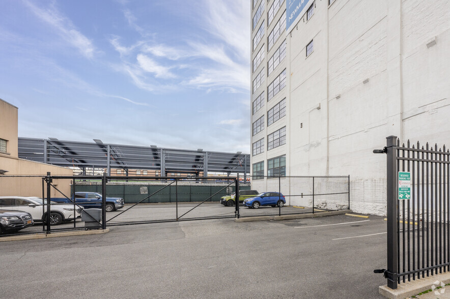 341 39th St, Brooklyn, NY for sale - Building Photo - Image 3 of 5