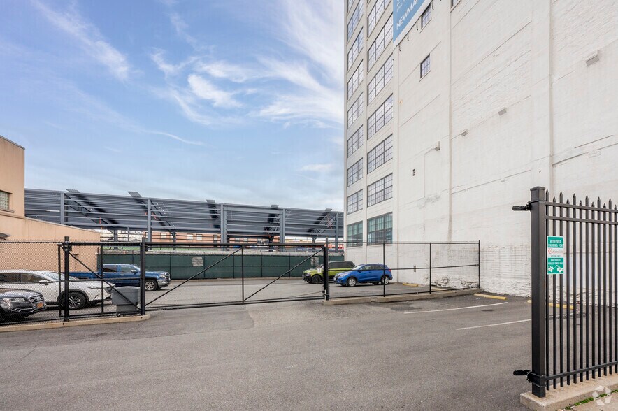 341 39th St, Brooklyn, NY à vendre - Photo du bâtiment - Image 3 de 5