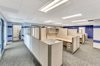 2200 Fletcher Ave, Fort Lee, NJ for lease Interior Photo- Image 2 of 12