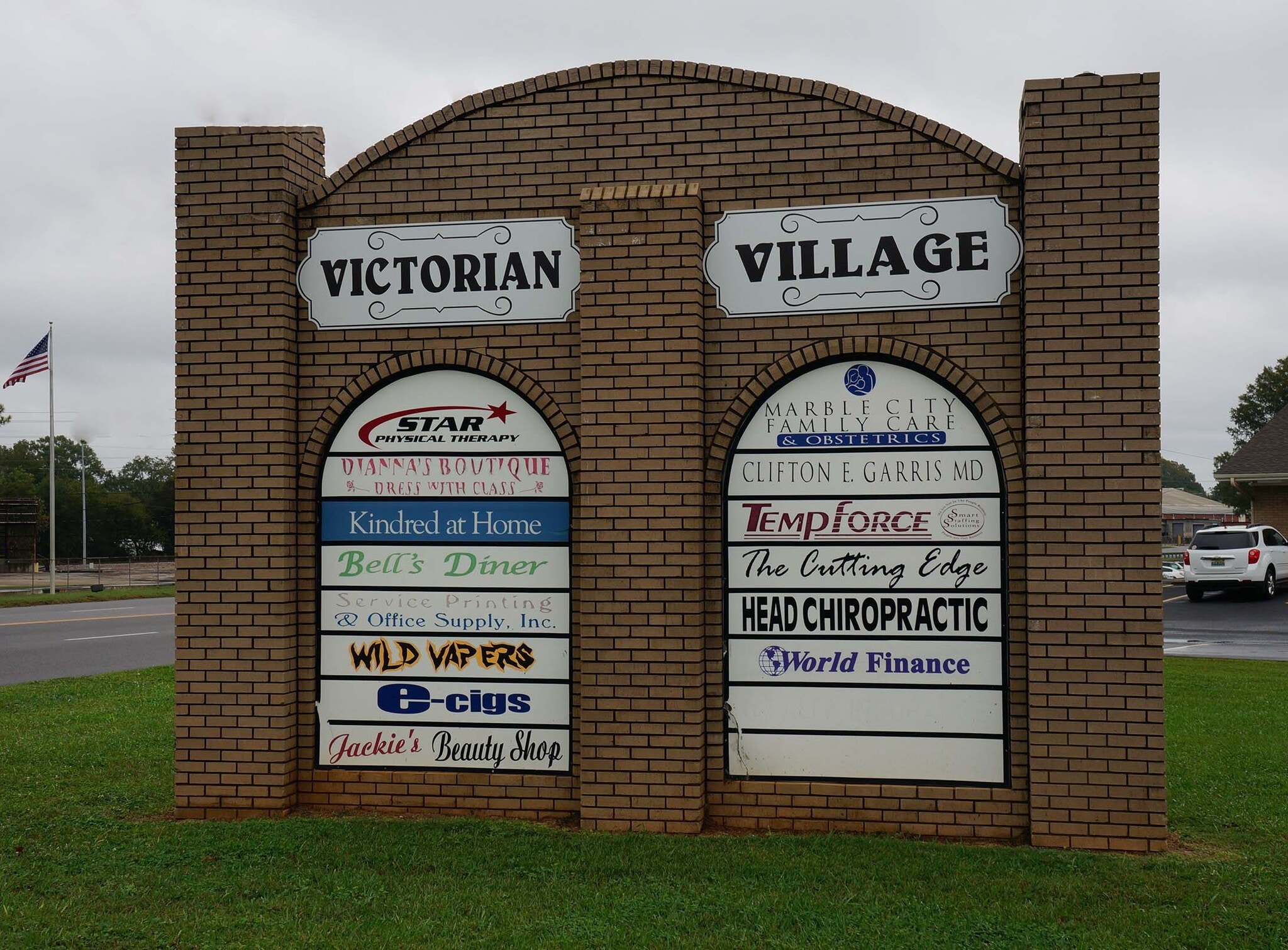 1011-1025 W Fort Williams St, Sylacauga, AL for lease Building Photo- Image 1 of 31