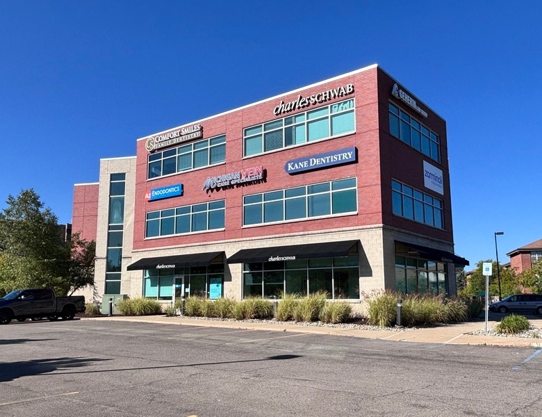 760 W Eisenhower Pky, Ann Arbor, MI for lease Interior Photo- Image 1 of 1