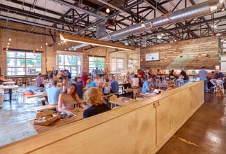 807 Broadway St NE, Minneapolis, MN for lease Interior Photo- Image 2 of 8