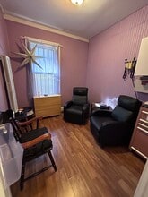 135 Maple St, Avondale Estates, GA à louer Photo intérieure- Image 2 de 7