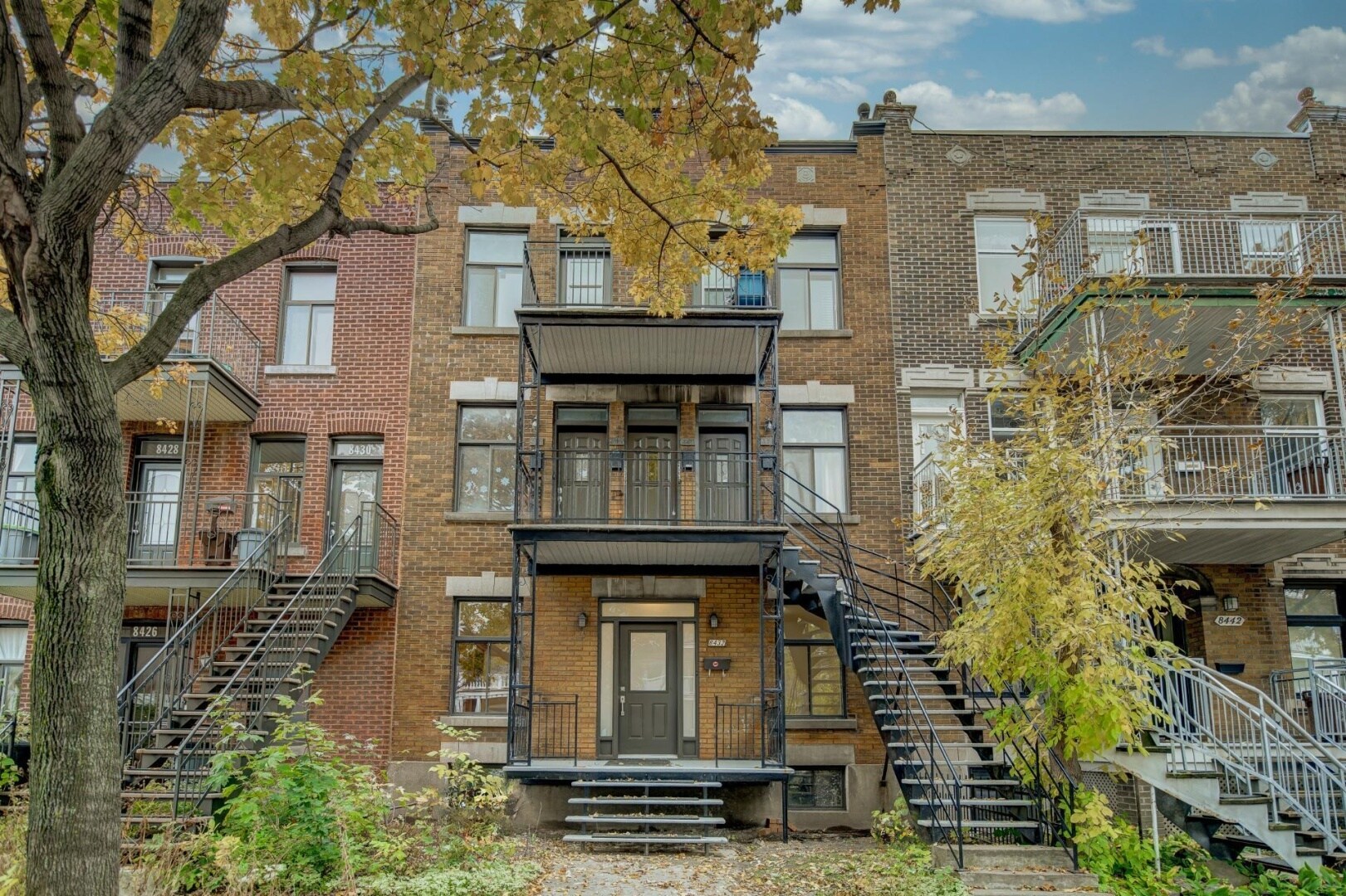 8431-8436 Rue Saint-Denis, Montréal, QC for sale Building Photo- Image 1 of 1
