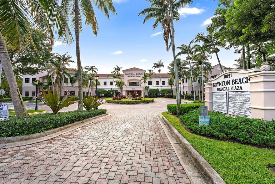 10151 Enterprise Center Blvd, Boynton Beach, FL for lease - Building Photo - Image 2 of 4