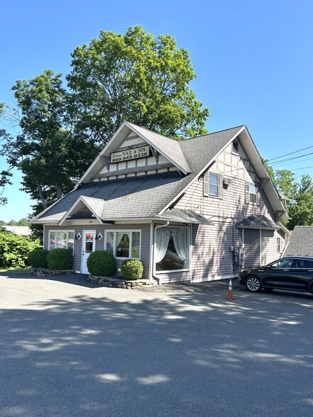 1197 Main St, Watertown, CT for lease - Building Photo - Image 2 of 2