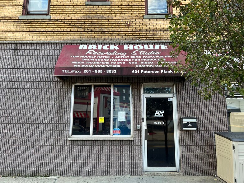 600 Summit Ave, Union City, NJ à louer - Photo du bâtiment - Image 3 de 10