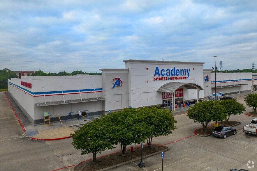 FM 2920 & Highway 249, Tomball, TX à louer - Photo du bâtiment - Image 3 de 10