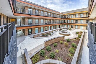 Plus de détails pour 6116 Rolling Rd, Springfield, VA - Bureau à vendre