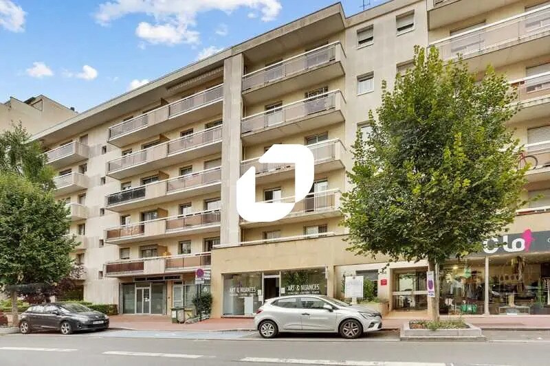 84 Avenue Jean Jaurés, Clamart for lease - Building Photo - Image 3 of 11