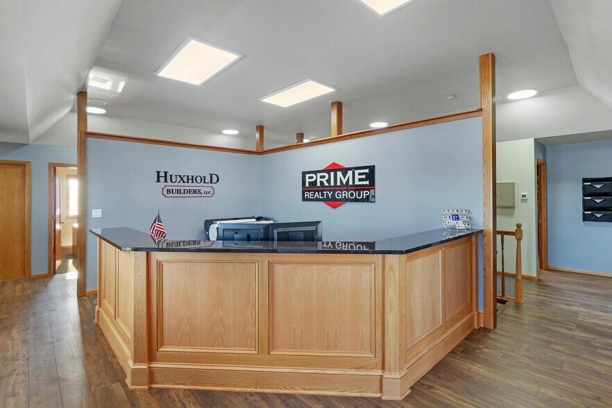 5300 Green Bay Rd, Kenosha, WI à louer - Hall d’entrée - Image 3 de 24