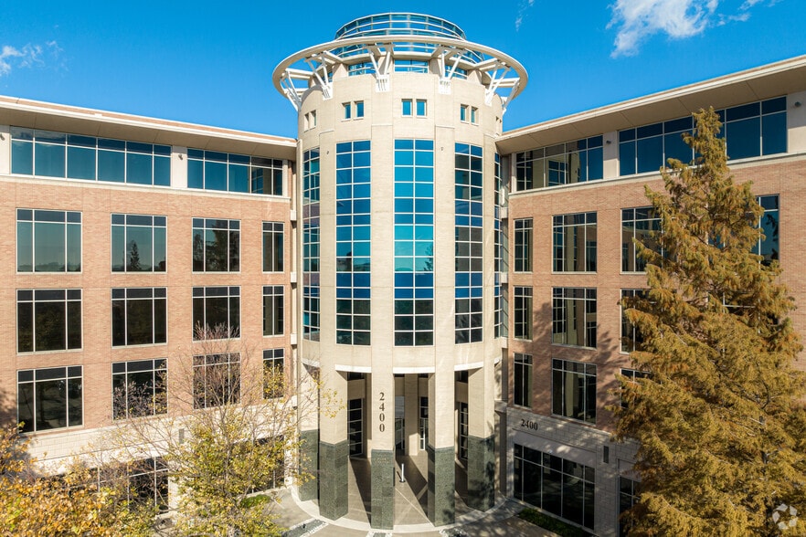 2400 Dallas Pky, Plano, TX for lease - Building Photo - Image 2 of 8