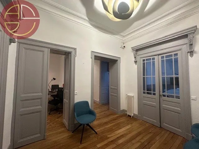 Office in Toulouse for lease - Interior Photo - Image 3 of 7