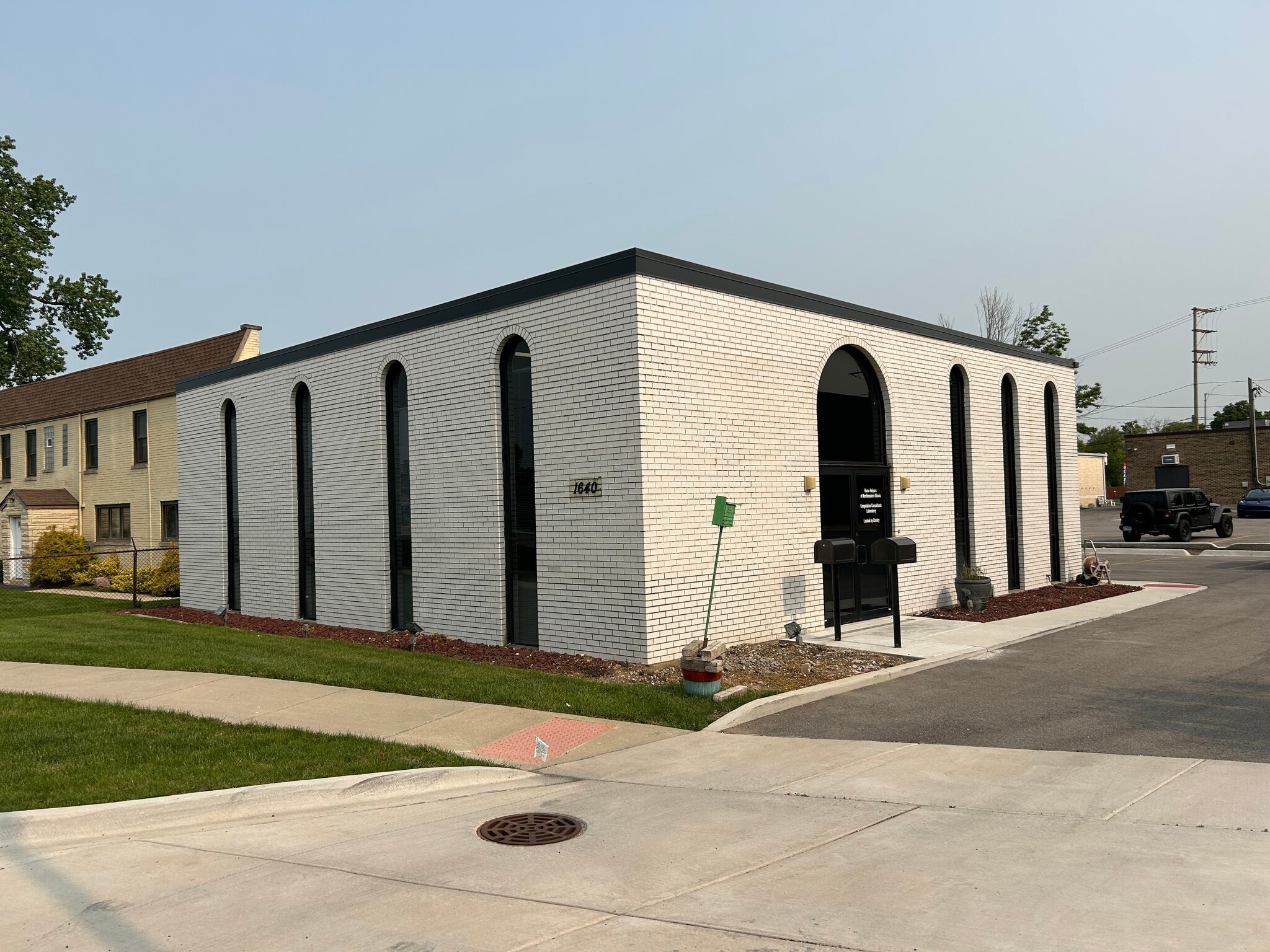 1640 Elk Blvd, Des Plaines, IL for lease Building Photo- Image 1 of 6