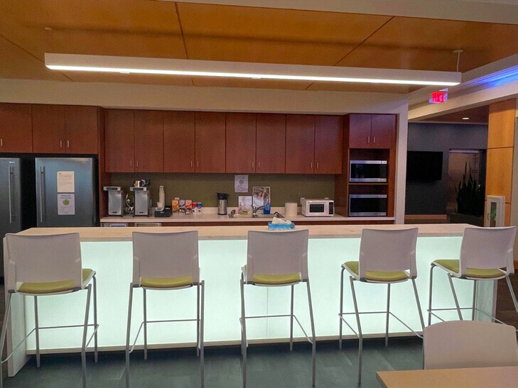 423 Fortress Blvd, Morgantown, WV à louer - Photo intérieure - Image 2 de 9