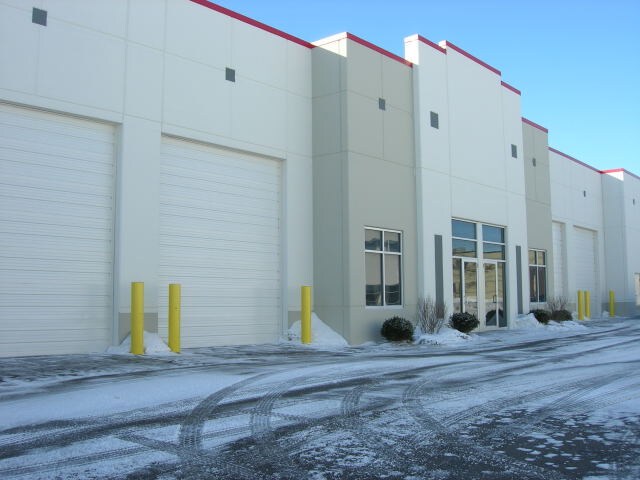 1730 Afton Rd, Sycamore, IL à louer - Photo du bâtiment - Image 3 de 13