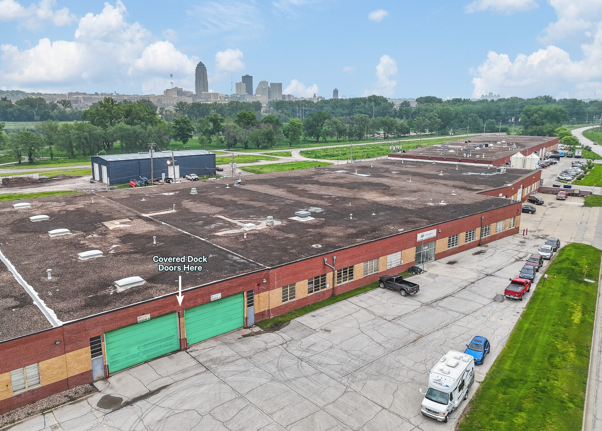 1245-1405 Thomas Beck Rd, Des Moines, IA for lease Primary Photo- Image 1 of 15