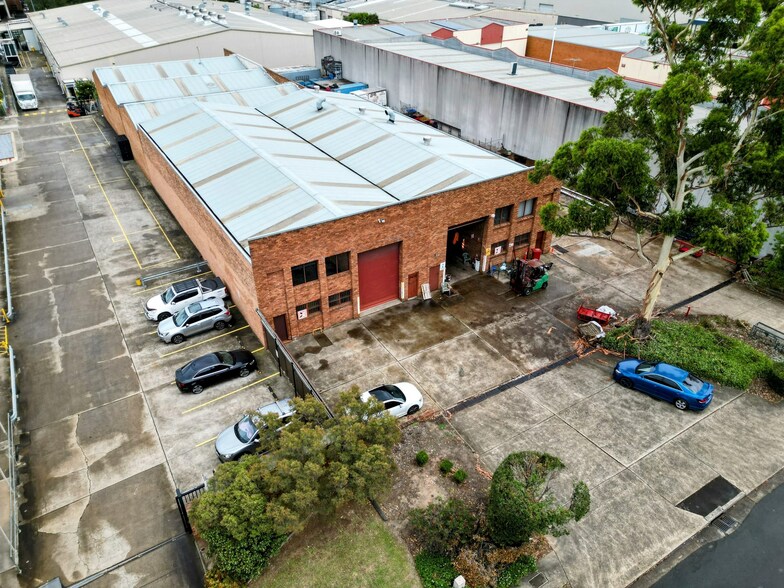 6 Forge St, Blacktown à louer - Photo du bâtiment - Image 3 de 3