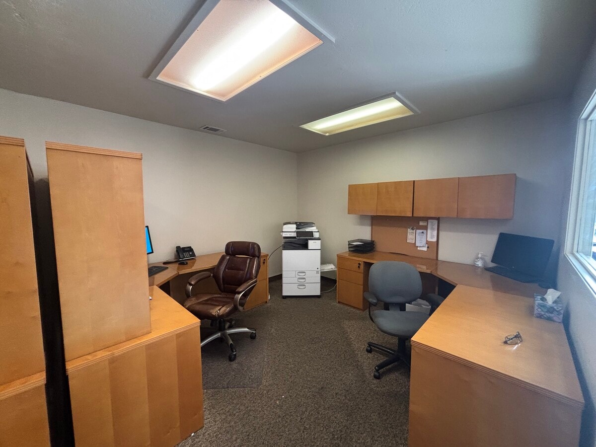 200 Valley Dr, Brisbane, CA 94005 - Unité 34 - - Photo intérieure - Image 2 of 3