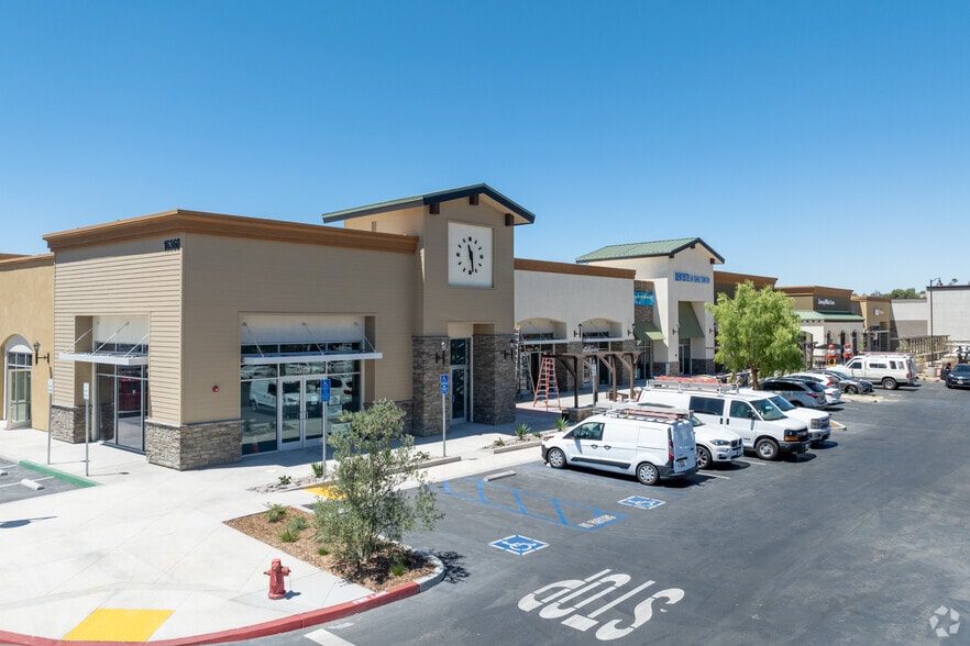 NEC Sand Cyn Rd & Soledad Cyn Rd, Santa Clarita, CA for lease - Building Photo - Image 2 of 6