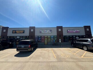 Plus de détails pour 323 N Main St, Chatham, IL - Commerce de détail à louer