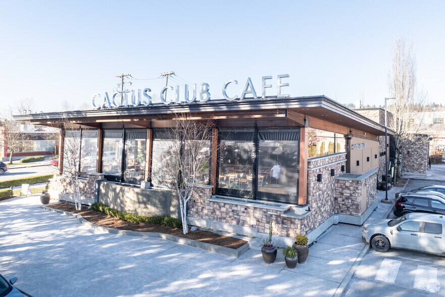 101 Schoolhouse Rd, Coquitlam, BC for sale - Primary Photo - Image 1 of 1