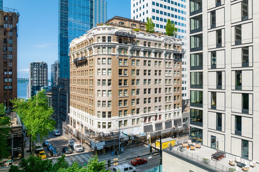1301 4th Ave, Seattle, WA à louer - Photo du bâtiment - Image 2 de 5