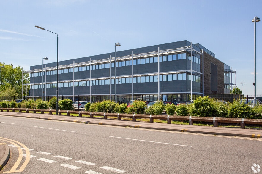 2 Veridon Way, Erith for lease - Building Photo - Image 2 of 2