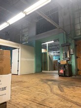 1 Ace St, Fall River, MA à louer Photo intérieure- Image 2 de 5