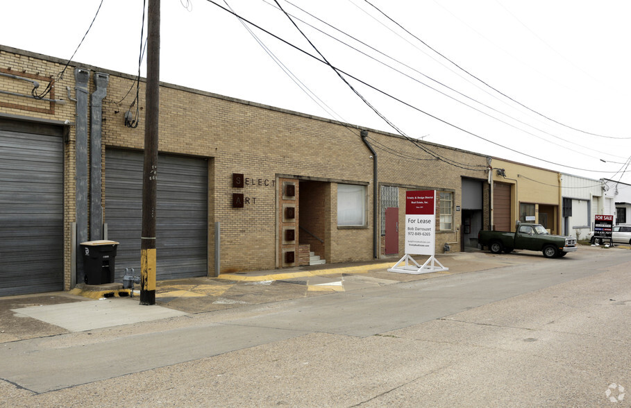 1025 E Levee St, Dallas, TX for sale - Building Photo - Image 1 of 1