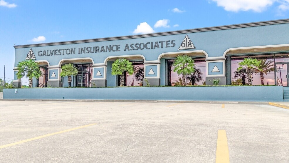 6025 Avenue P 1/2, Galveston, TX for lease - Building Photo - Image 2 of 3