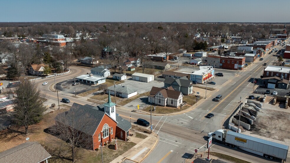 425 W Main St, Staunton, IL à vendre - Aérien - Image 2 de 17