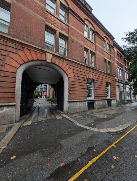 148-154 St John St, Londres à louer - Photo du bâtiment - Image 1 de 4